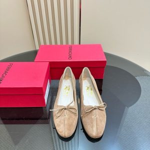Ferragamo Beige Women shoes Yupoo 1:1