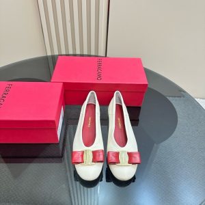 Ferragamo Beige Women shoes Yupoo 1:1