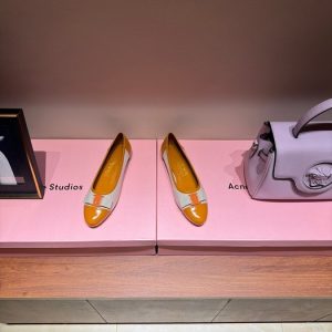 Ferragamo Tan Women shoes Yupoo 1:1