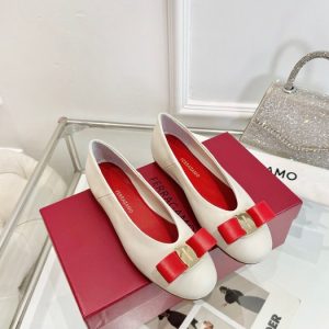 Ferragamo Women shoes Yupoo 1:1