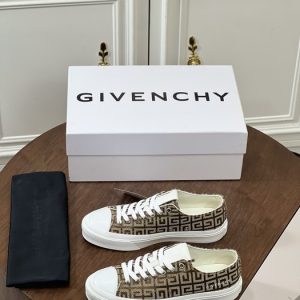 Givenchy Beige Men shoes Yupoo 1:1