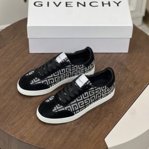 Givenchy Black Men shoes Yupoo 1:1