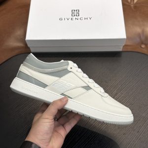 Givenchy Grey Men shoes Yupoo 1:1