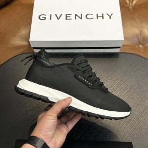 Givenchy White Men shoes Yupoo 1:1