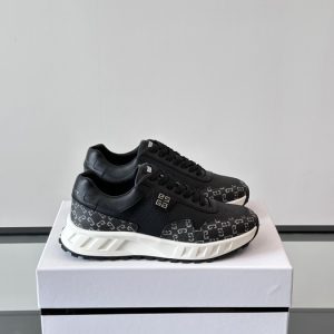 Givenchy Beige Men shoes Yupoo 1:1