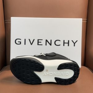 Givenchy Black Men shoes Yupoo 1:1