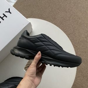 Givenchy Black Men shoes Yupoo 1:1