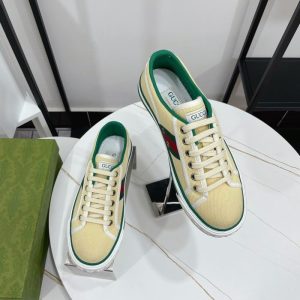 Gucci White Yupoo Men shoes Top quality
