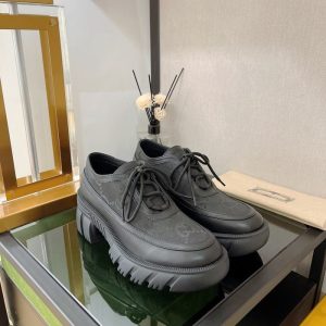 Gucci Grey Yupoo Men shoes Top quality