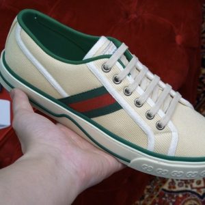 Gucci Burgundy Yupoo Men shoes Top quality
