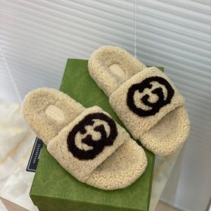 Gucci Beige Yupoo Men shoes Top quality