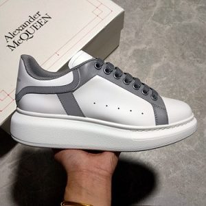 AlexanderMcQueen Black Yupoo Top Quality Shoes Oversized Sneaker