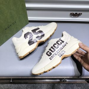 Gucci Beige Yupoo Men shoes Top quality