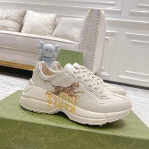 Gucci Beige Yupoo Men shoes Top quality