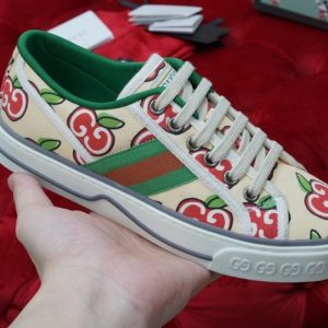 Gucci Burgundy Yupoo Men shoes Top quality