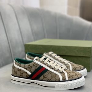 Gucci Grey Yupoo Men shoes Top quality