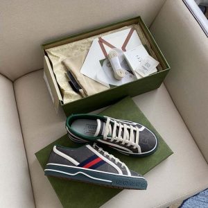 Gucci Grey Yupoo Men shoes Top quality