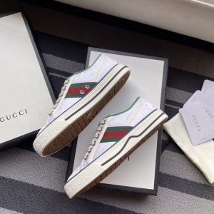 Gucci White Yupoo Men shoes Top quality