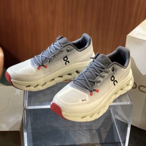 Loewe Beige Yupoo Men shoes Top quality