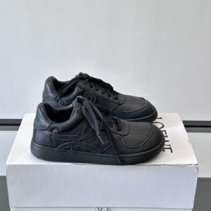 Loewe Beige Yupoo Men shoes Top quality