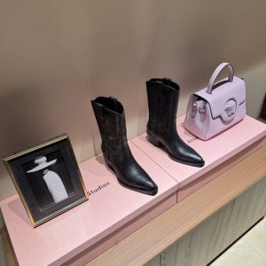 Miu-Miu-boots-35-40-2025.8.27