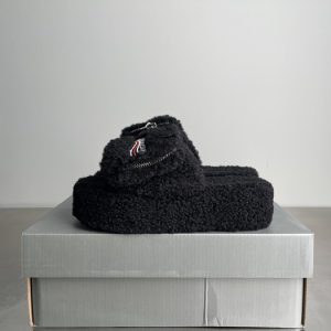 Balenciaga Triple S Distressed Leather Sneakers Black White Top 1:1 Quality