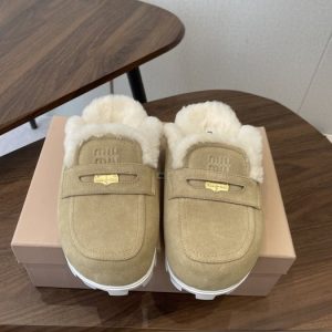 Miumiu-fluffy-slippers,-sizes-35-41,-December-11,-2025-5