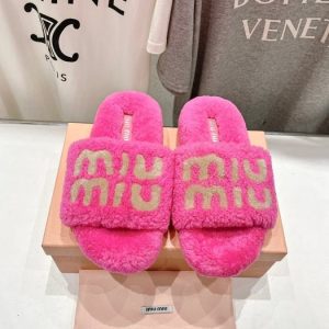 Miumiu-fur-slippers-35-40-2025.8.4-2