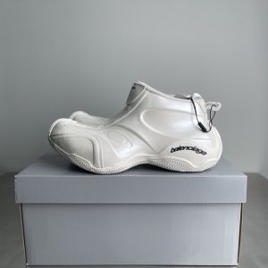 Balenciaga Triple S Distressed Leather Sneakers Black White Top 1:1 Quality