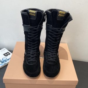 Miumiu-wool-boots,-Dr.-Martens-boots,-sizes-35-40,-November-7,-2025.-2