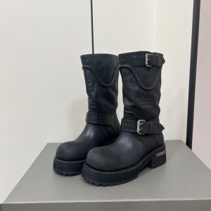 Balenciaga Triple S Distressed Leather Sneakers Black White Top 1:1 Quality