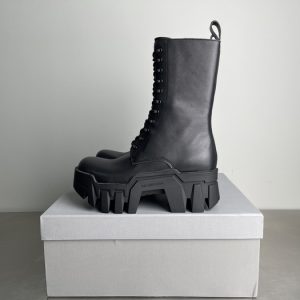 Balenciaga Triple S Distressed Leather Sneakers Black White Top 1:1 Quality