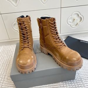 Balenciaga Triple S Distressed Leather Sneakers Black White Top 1:1 Quality