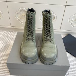 Balenciaga Triple S Distressed Leather Sneakers Black White Top 1:1 Quality