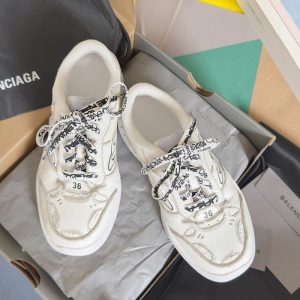 Balenciaga Triple S Distressed Leather Sneakers Black White Top 1:1 Quality