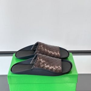 Bottega-Veneta-Intrecciato-Brown