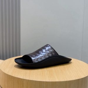 BottegaVeneta-Intre-Botte-Brown-2