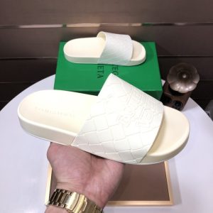 BottegaVeneta-Intre-Bottega-White-2