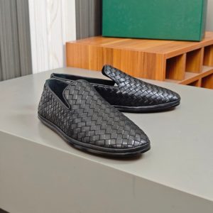 BottegaVeneta-Intre-Int-Black-2