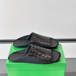 BottegaVeneta-Intrecci-Black