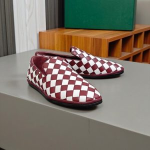 BottegaVeneta-Intrecci-Loaf-Grey