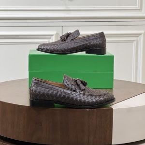 BottegaVeneta-Intrecciato-B-Grey